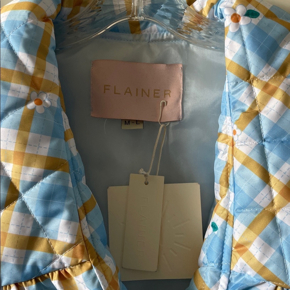 Flainer Daisy Puff Jacket - Picture 3 of 8